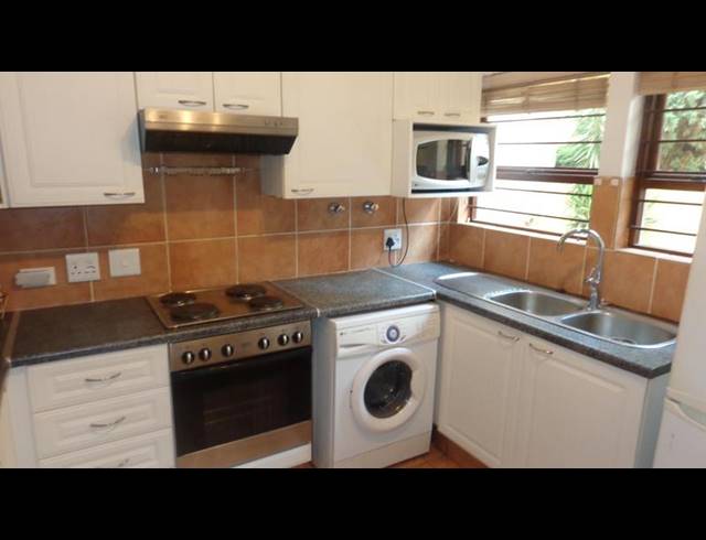 2 BEDROOM TOWNHOUSE FOR SALE IN RIVER CLUB